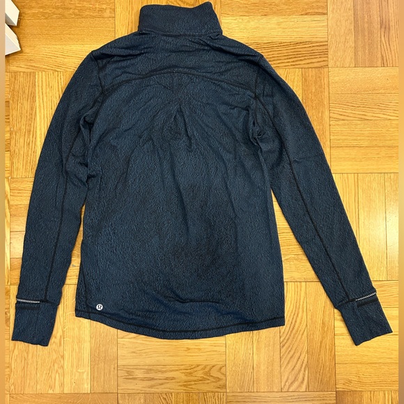 Lululemon quarter zip pull over, size 10 - Picture 2 of 3